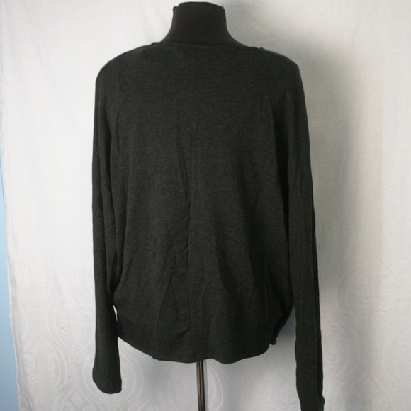 Grey Cross-Over Sweater - Picture 4 of 5